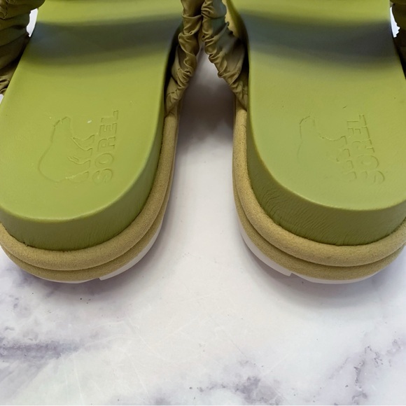 Sorel Roaming green two strap ruched slip on platform sandals size 9 - Picture 6 of 12